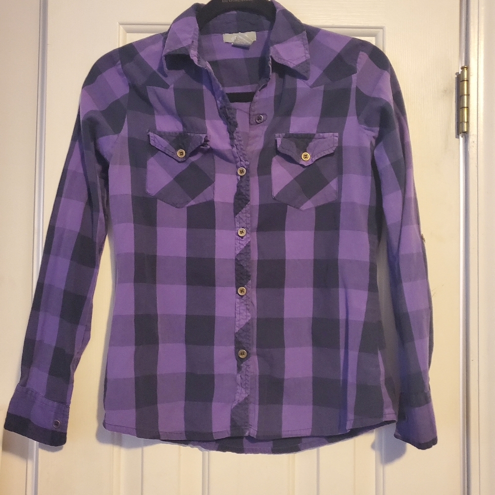Delia's purple plaid button up.